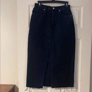 Chic Black Denim Midi Skirt